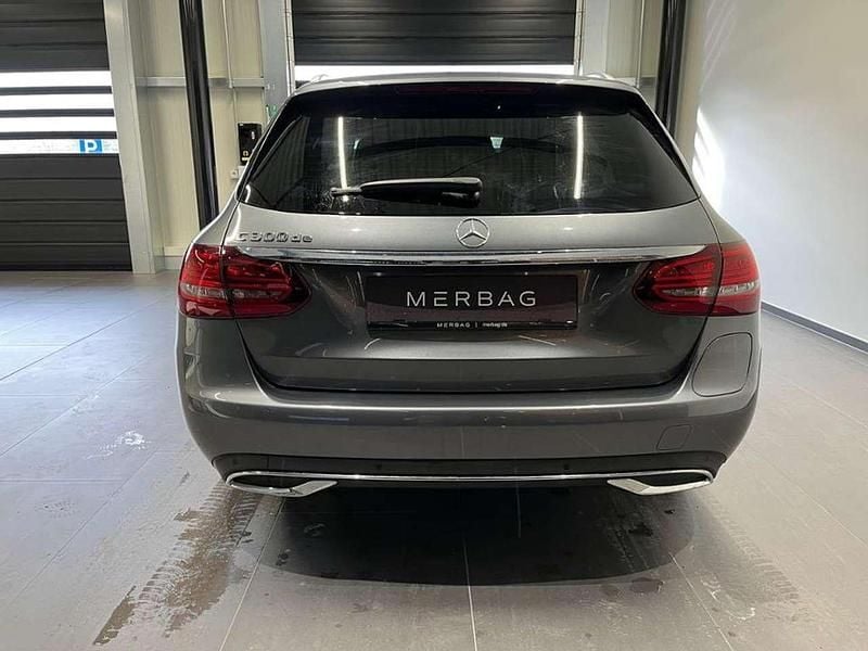 Gebraucht Mercedes C300e Avantgarde 194 PS (142 kW) 2021 Metalliclack selenitgrau Kombi