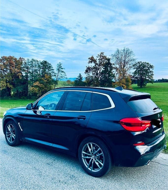 Schwarz Gebraucht 2020 BMW X3 xLine SUV | 33.500 € (Fairer Preis) - Bild 1/4