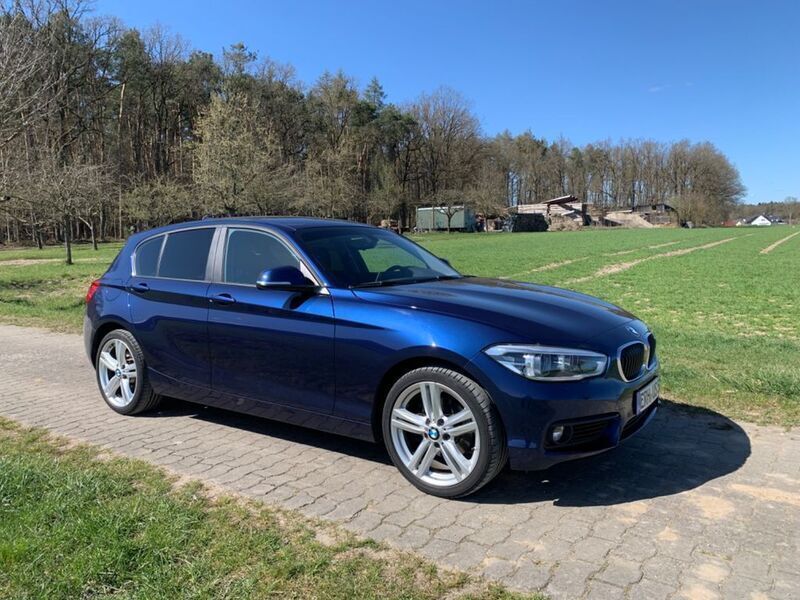 Blau Gebraucht 2017 BMW 120 Advantage Kleinwagen | 16.250 € (Fairer Preis) - Bild 1/4