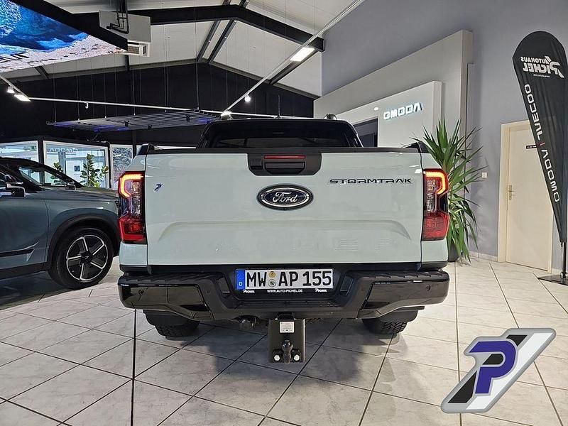 Gebraucht Ford Ranger 279 PS (205 kW) 2025 Grau Pickup