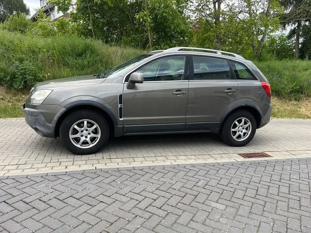 Gebraucht Opel Antara Edition 150 PS (110 kW) 2007 Grau SUV