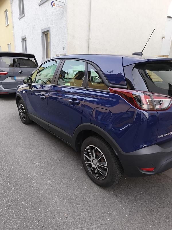 Gebraucht Opel Crossland X 110 PS (80 kW) 2017 Blau SUV