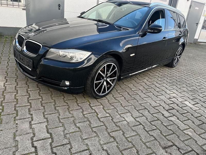 Gebraucht 2012 BMW 318 Sport Line Kombi | 4.950 € (Superpreis) - Bild 1/4