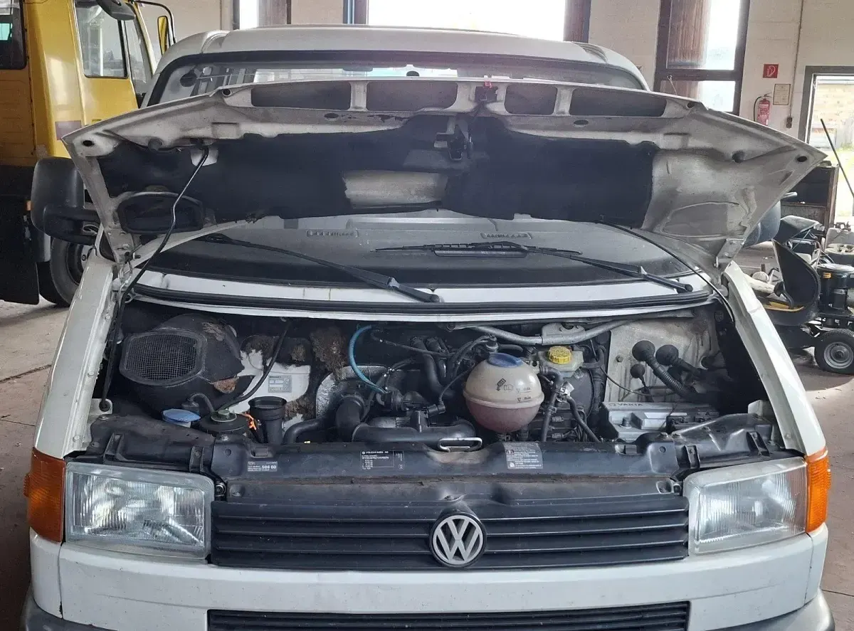 Gebraucht VW T4 88 PS (64 kW) 2001 Weiß Van