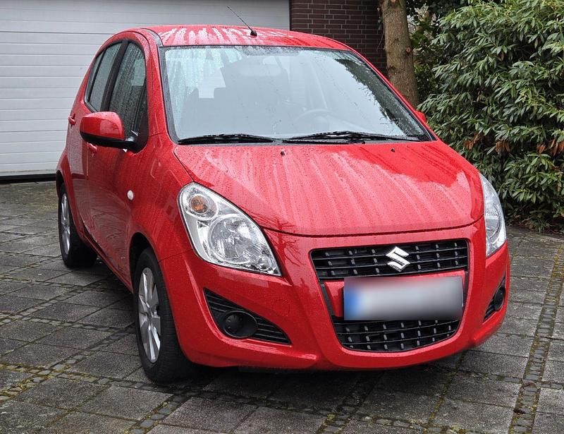 Gebraucht Suzuki Splash Club 94 PS (69 kW) 2014 Rot Kleinwagen