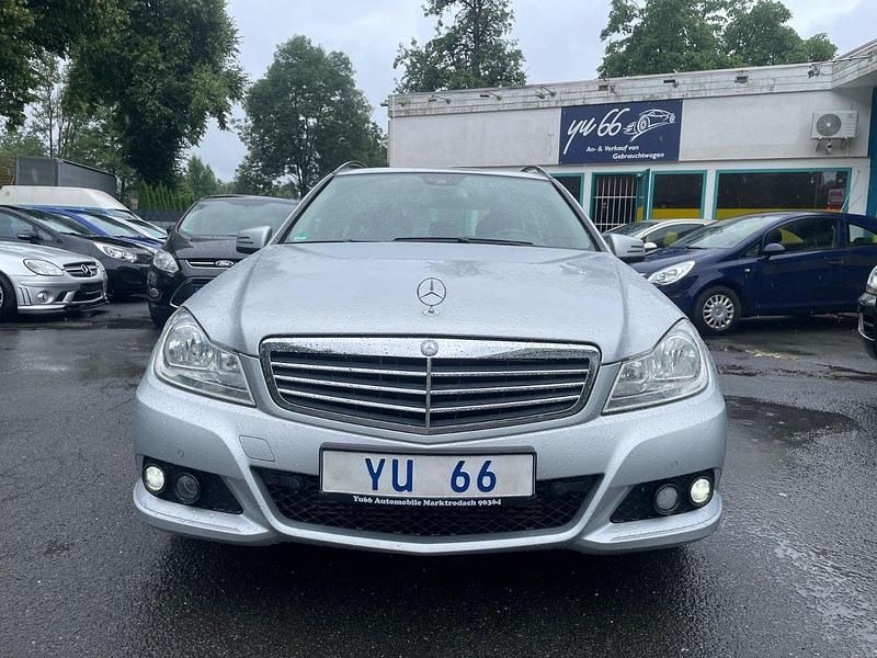 Silber Gebraucht 2011 Mercedes C200 Kombi | 6.990 € (Fairer Preis) - Bild 1/4