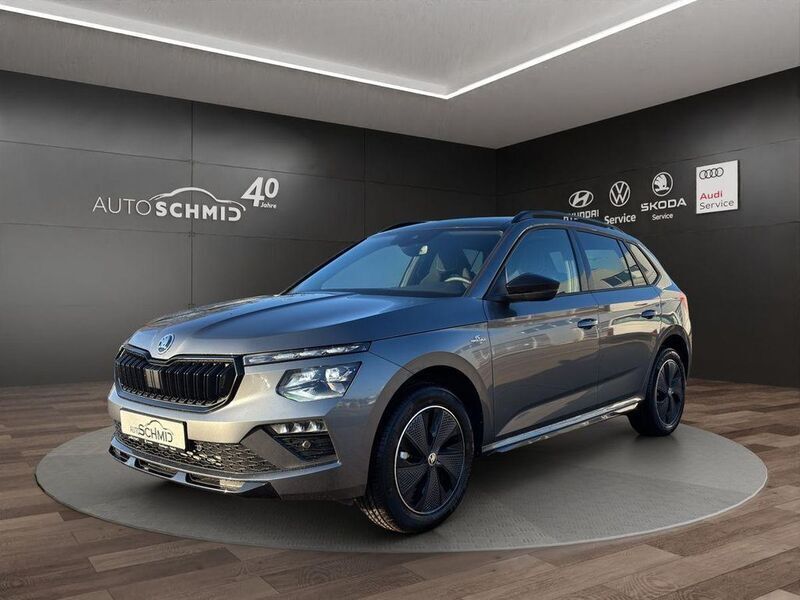 Graphitegrau metallic Neu 2024 Skoda Kamiq Monte Carlo SUV | 28.680 € (Guter Preis) - Bild 1/4