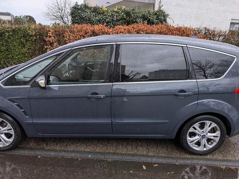 Gebraucht Ford Galaxy Titanium 145 PS (106 kW) 2011 Blau Van / Kleinbus