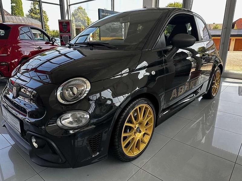 Schwarz Gebraucht 2024 Abarth 695 Kleinwagen | 34.990 € (Teuer) - Bild 1/4