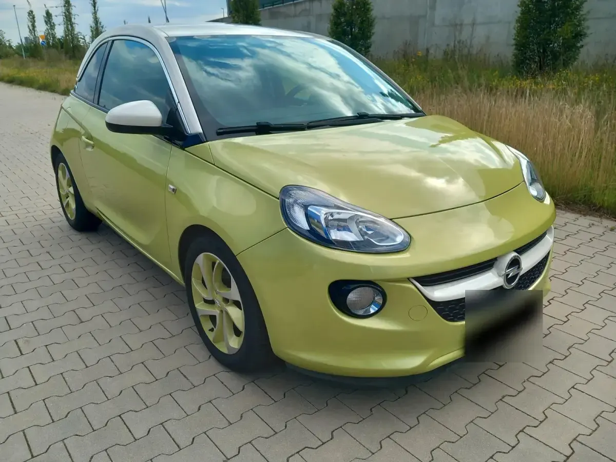 Usata Opel Adam 70 CV (51 kW) 2014 Verde Utilitaria