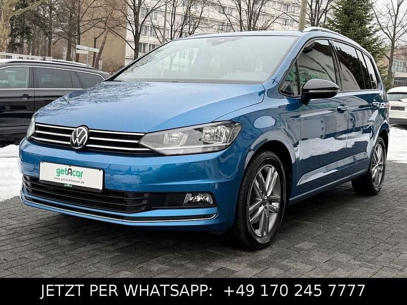 Blau Gebraucht 2022 VW Touran Active Van / Kleinbus | 23.800 € (Guter Preis) - Bild 1/4