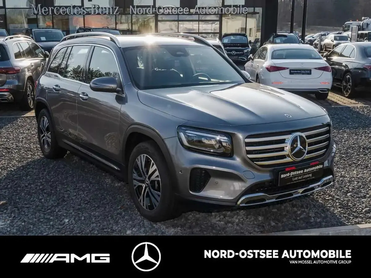 Gebraucht Mercedes GLB200 Progressive 150 PS (110 kW) 2025 Metalliclack mountaingrau SUV