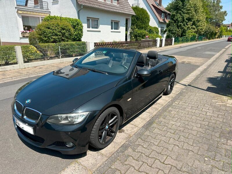 Schwarz Gebraucht 2008 BMW 330 Cabriolet Performance Cabrio | 22.222 € (Teuer) - Bild 1/4