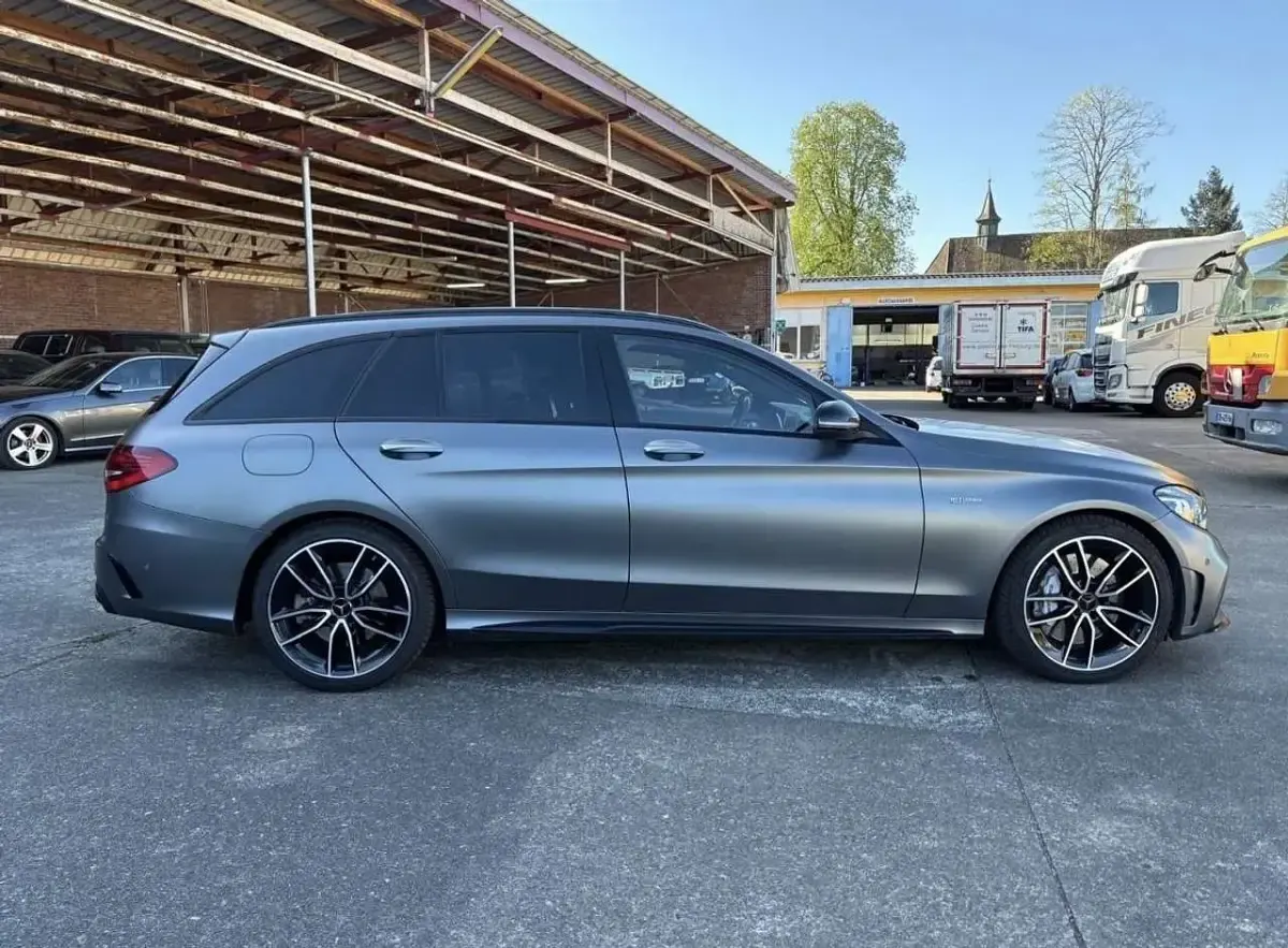 Gebraucht Mercedes C43 AMG AMG 390 PS (286 kW) 2019 Grau Kombi