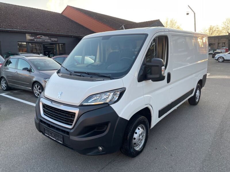 Weiß Gebraucht 2019 Peugeot Boxer Van | 15.900 € (Fairer Preis) - Bild 1/4