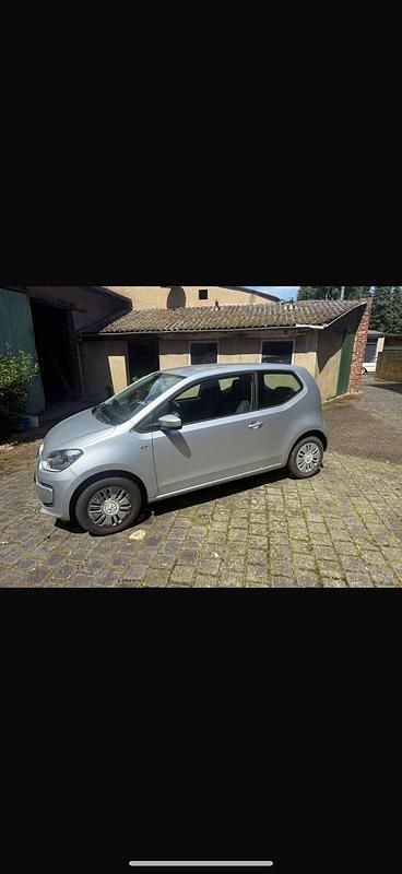 Silber Gebraucht 2015 VW up! Kleinwagen | 3.950 € (Superpreis) - Bild 1/4
