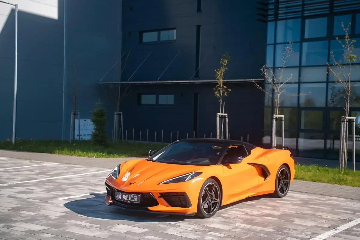 Gebraucht Chevrolet Corvette 481 PS (353 kW) 2023 Orange Cabrio