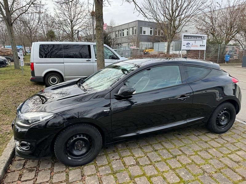 Gebraucht Renault Mégane Coupé Bose Edition 132 PS (97 kW) 2014 Schwarz Coupé