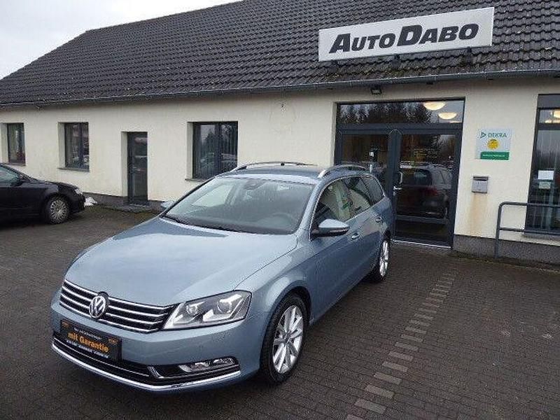 Gebraucht VW Passat Highline 160 PS (117 kW) 2012 Grau Kombi