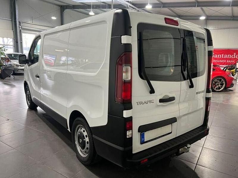 Gebraucht Renault Trafic 120 PS (88 kW) 2021 Weiß Van / Kleinbus