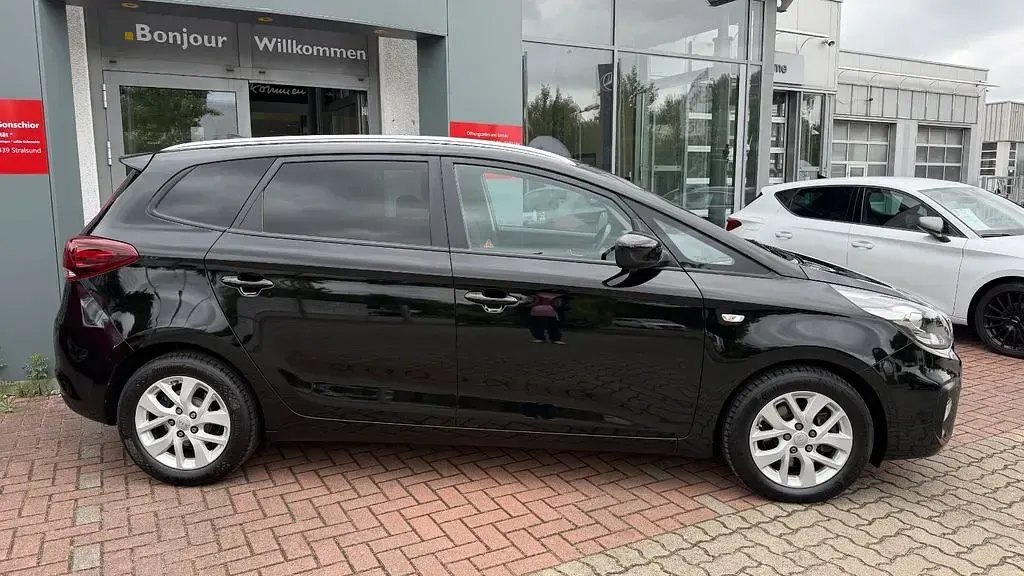 Gebraucht Kia Carens Vision 166 PS (122 kW) 2018 Schwarz Van / Kleinbus