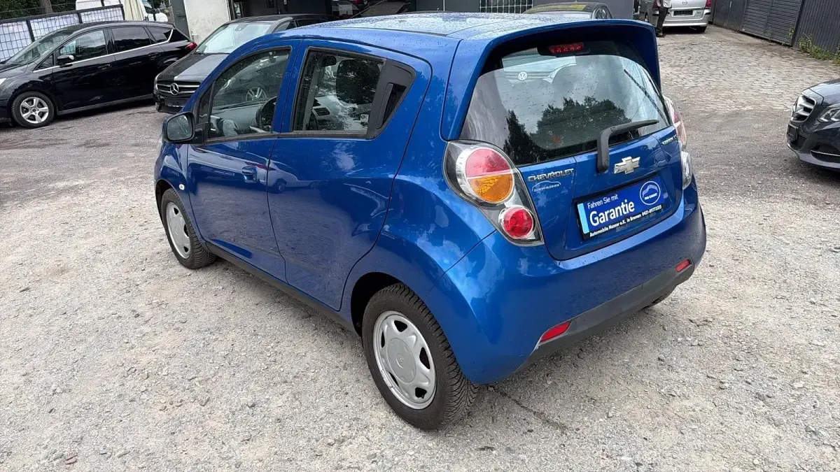 Gebraucht Chevrolet Spark 68 PS (50 kW) 2012 Blau Kleinwagen
