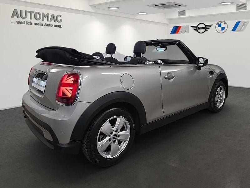 Gebraucht Mini Cooper Cabriolet Essential 135 PS (99 kW) 2023 Silber Cabrio