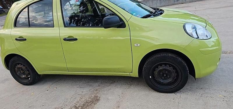 Gebraucht Nissan Micra 80 PS (58 kW) 2012 Grün Kleinwagen