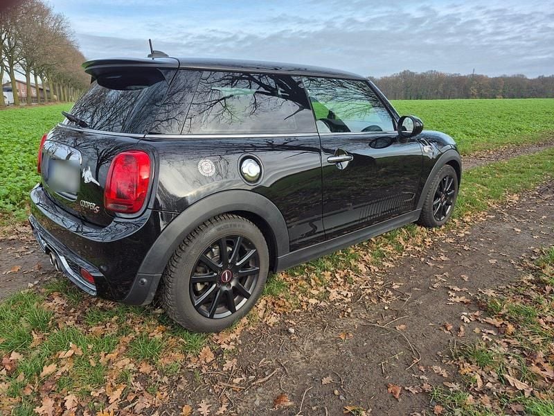 Käytetty Mini Cooper S 192 HP (141 kW) 2019 Musta Viistoperä