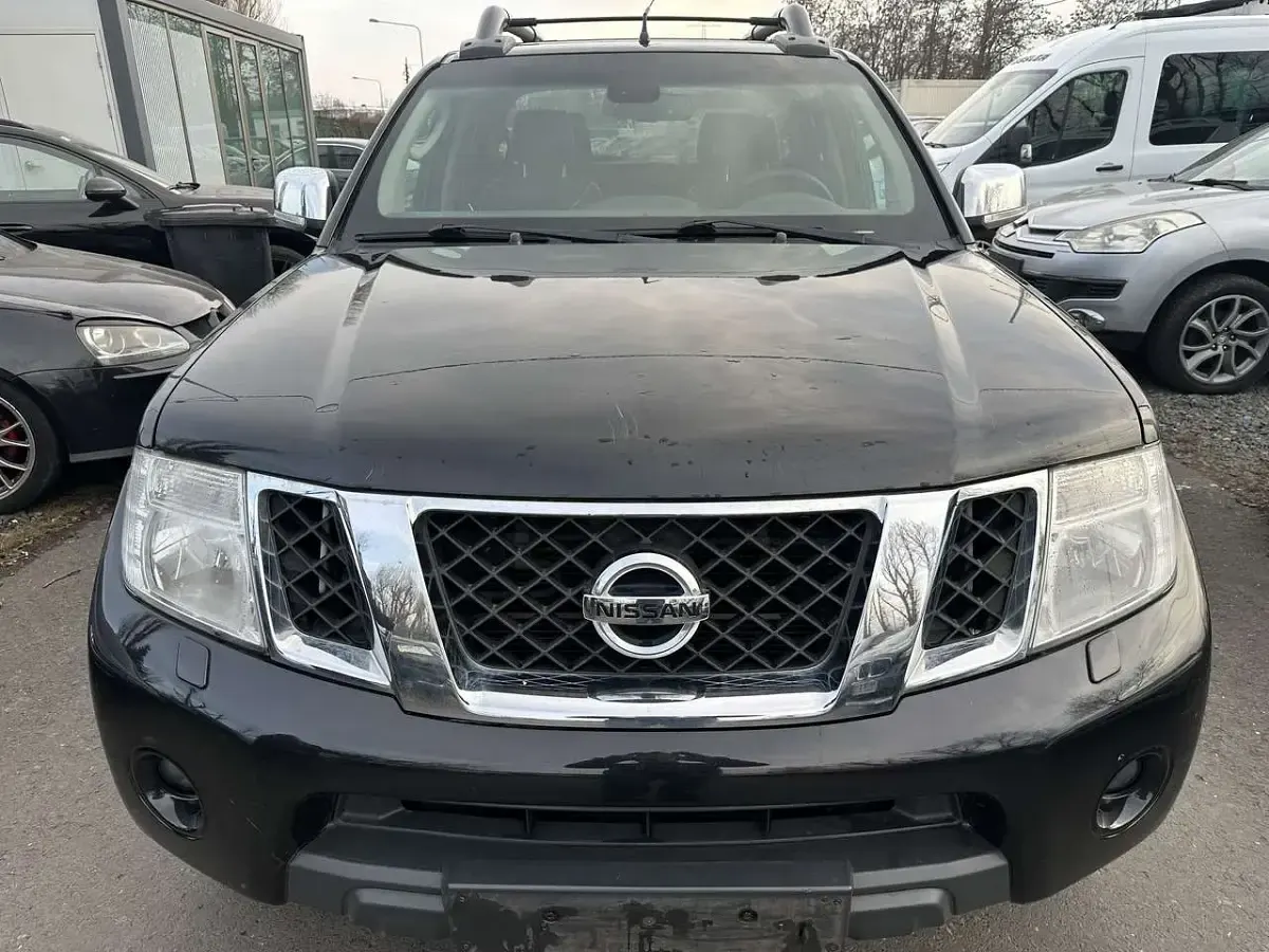 Gebraucht Nissan Navara 231 PS (169 kW) 2012 Schwarz Pickup