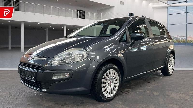 Grigio pessimo umore Gebraucht 2010 Fiat Punto Evo Dynamic Kleinwagen | 5.790 € (Fairer Preis) - Bild 1/4