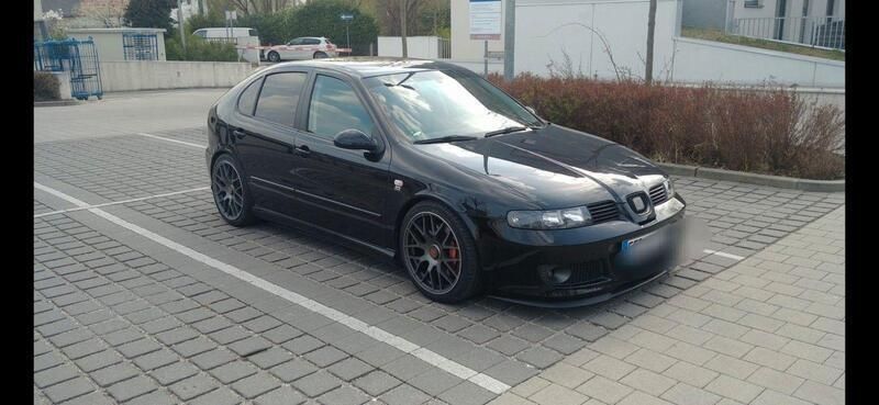 Schwarz Gebraucht 2004 Seat Leon FR Limousine | 3.400 € (Fairer Preis) - Bild 1/4