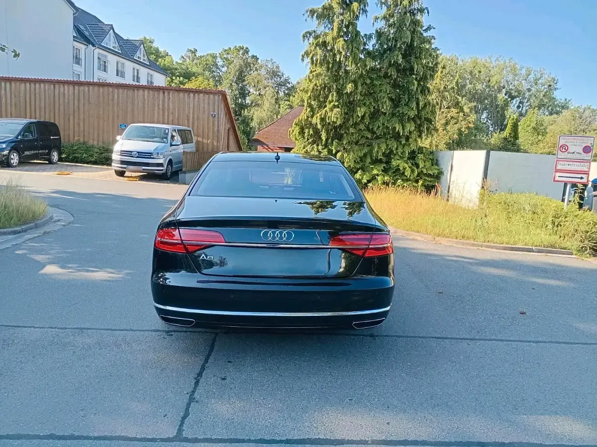 Gebraucht Audi A8 258 PS (189 kW) 2014 Schwarz Limousine