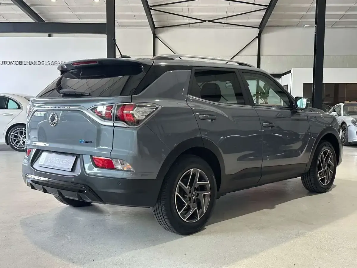 Gebraucht SsangYong Korando 139 kW (190 PS) 2023 Grau SUV