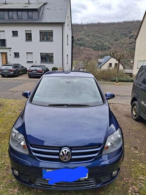 Gebraucht 2008 VW Golf VI Comfortline Limousine | 2.300 € - Bild 1/4