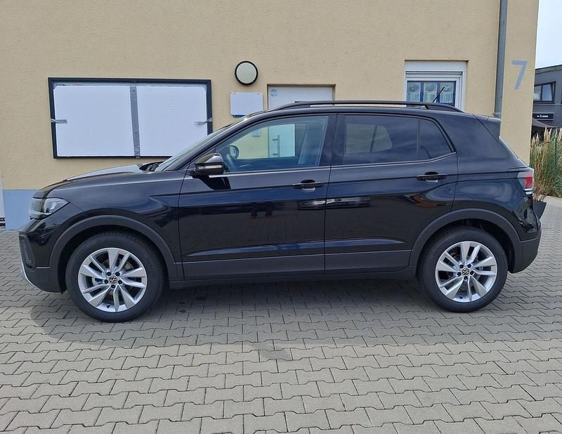 Gebraucht VW T-Cross Life 116 PS (85 kW) 2024 Deep black metallic SUV