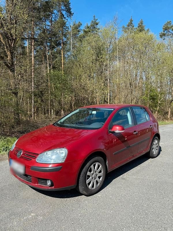 Gebraucht VW Golf V 115 PS (84 kW) 2004 Andere farben Kleinwagen