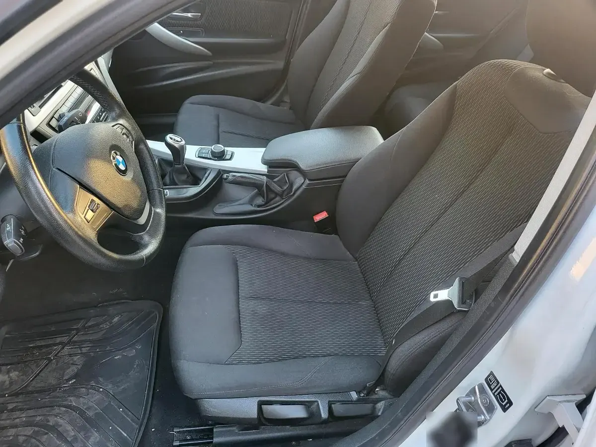 Gebraucht BMW 320 190 PS (139 kW) 2014 Weiß Kombi