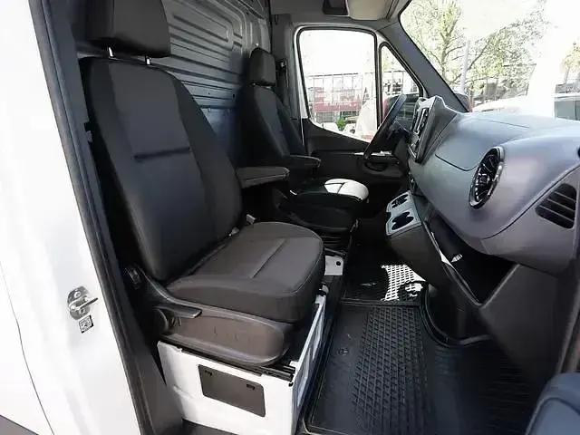 Gebraucht Mercedes Sprinter 150 PS (110 kW) 2023 Andere Van