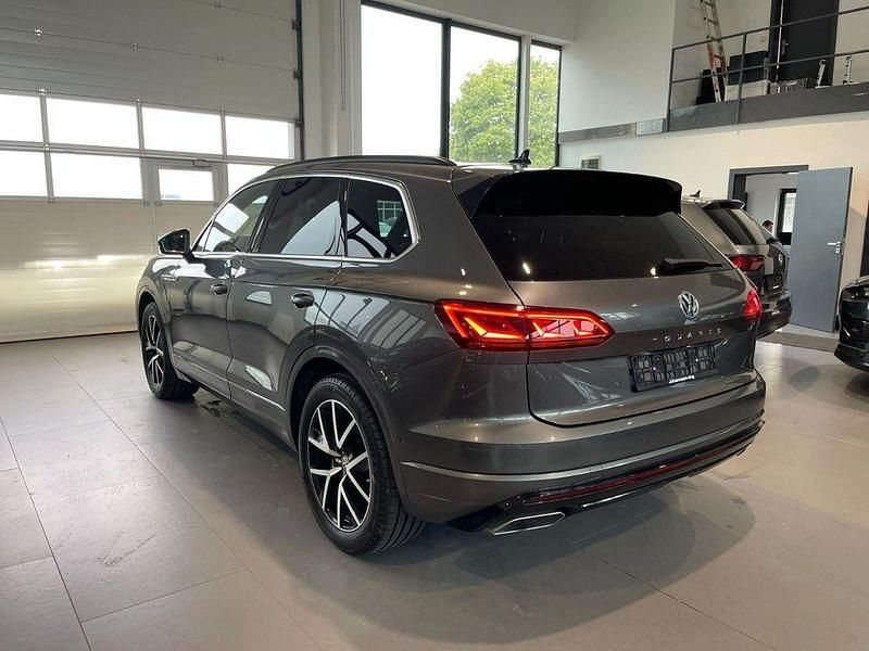 Gebraucht VW Touareg R-line 286 PS (210 kW) 2019 Grau SUV