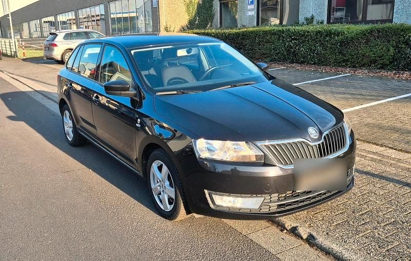 Gebraucht Skoda Rapid 90 PS (66 kW) 2014 Schwarz Kleinwagen