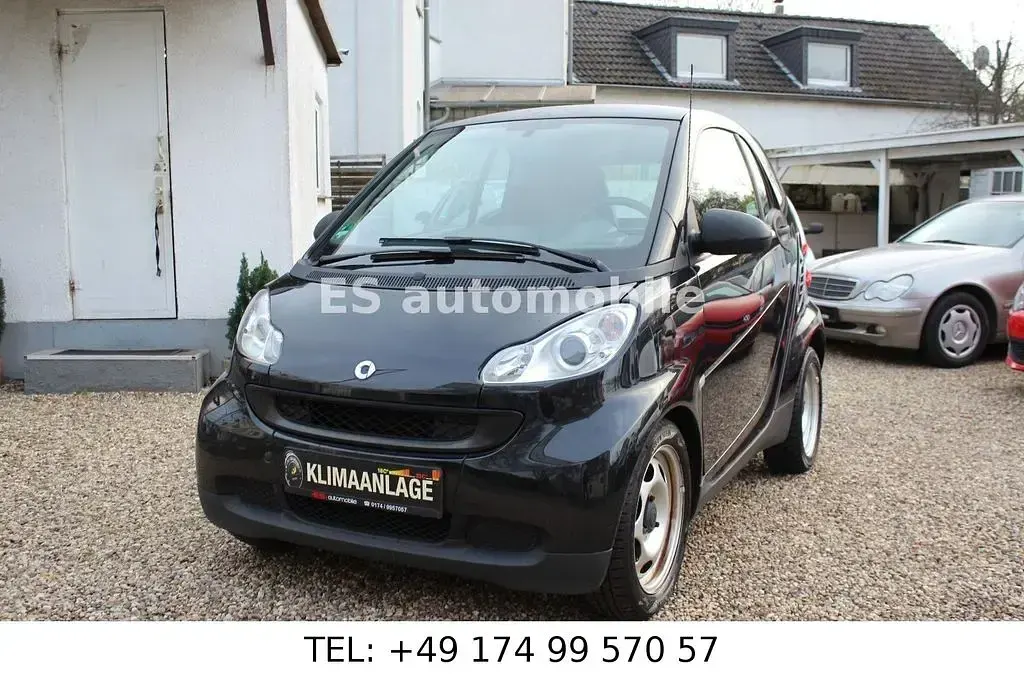 Gebraucht Smart ForTwo Coupé 61 PS (44 kW) 2011 Schwarz Coupé