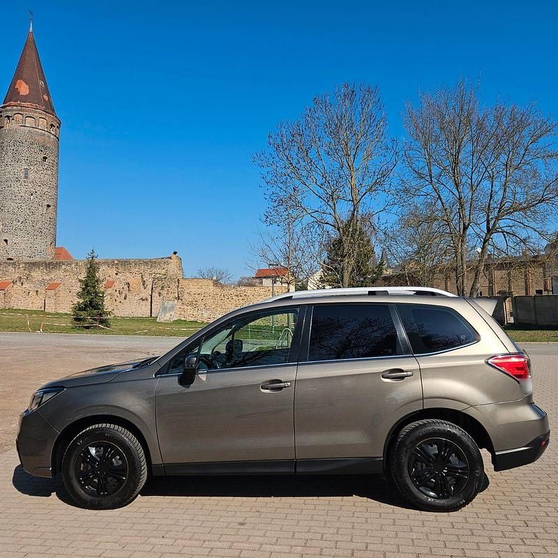 Gebraucht Subaru Forester Exclusive+ 150 PS (110 kW) 2017 Braun SUV