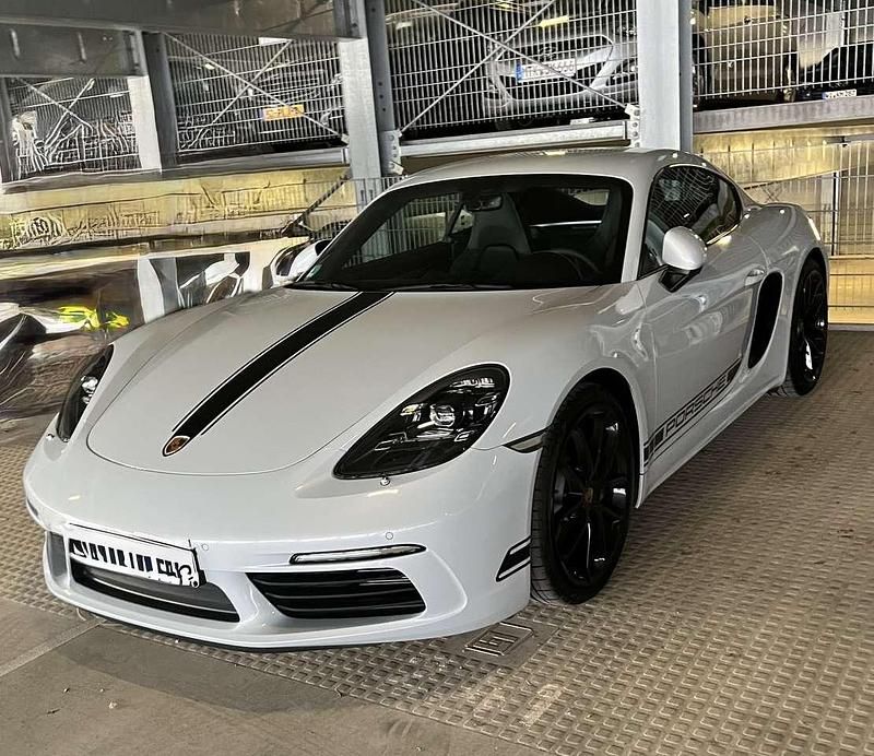 Gebraucht Porsche 718 Cayman Edition 299 PS (219 kW) 2025 Grau Coupé