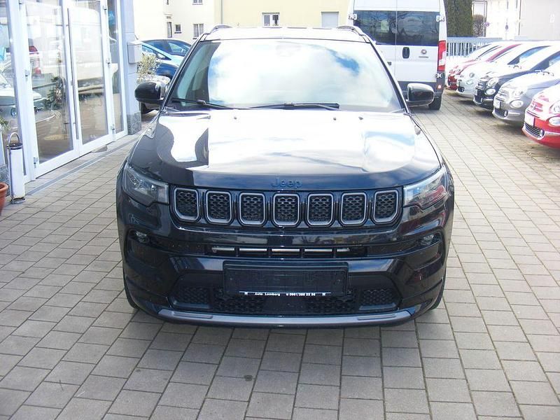 Gebraucht Jeep Compass 179 PS (131 kW) 2022 Schwarz SUV