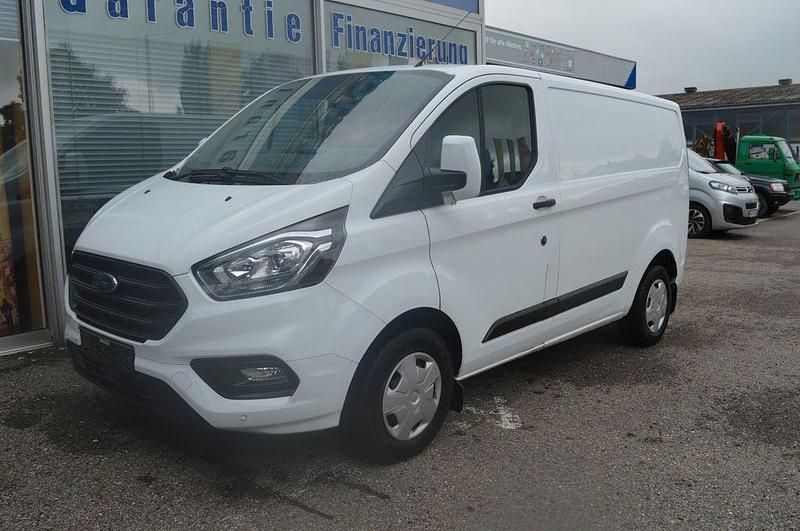 Gebraucht Ford Transit Custom Trend 131 PS (96 kW) 2019 Weiß Van / Kleinbus