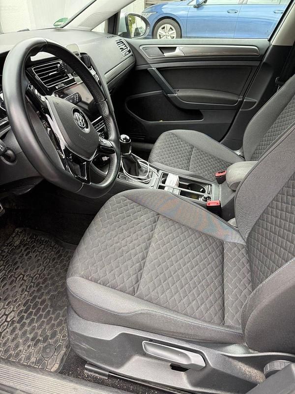 Gebraucht VW Golf VII Join 110 PS (80 kW) 2018 Silber Kombi