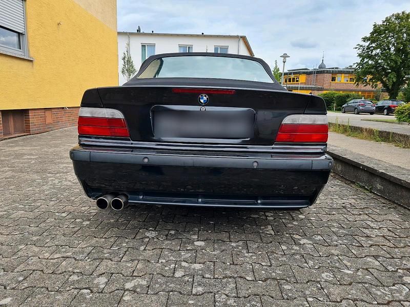 Gebraucht BMW 320 Cabriolet Performance 150 PS (110 kW) 1997 Schwarz Cabrio