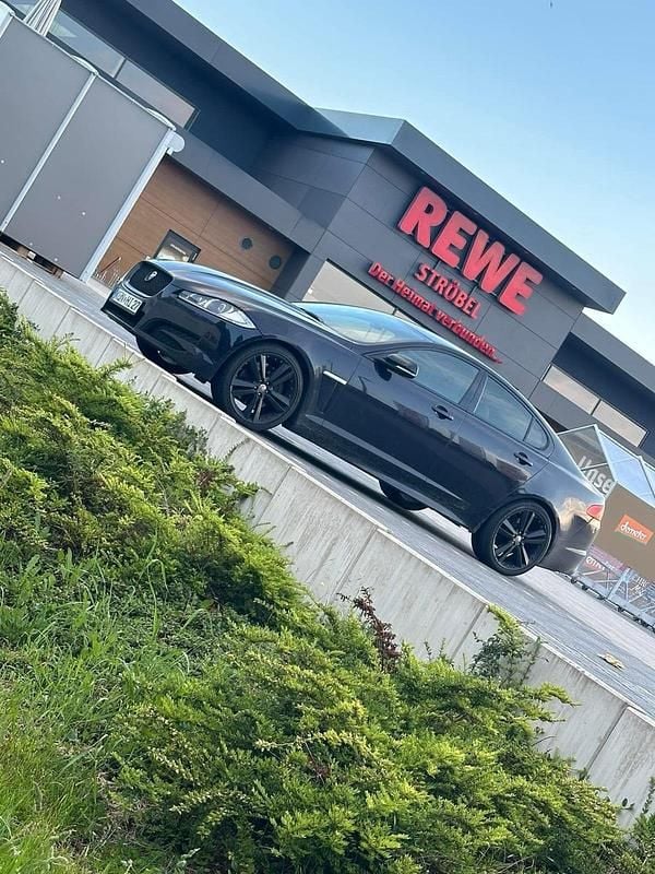 Gebraucht Jaguar XF 2014 Schwarz Kombi