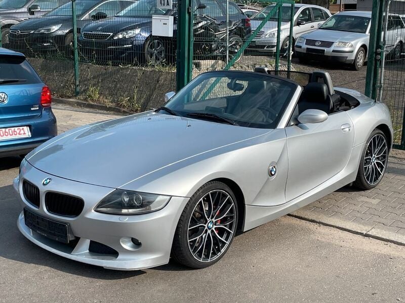 Silber Gebraucht 2004 BMW Z4 M Sport Cabrio | 9.490 € (Superpreis) - Bild 1/4